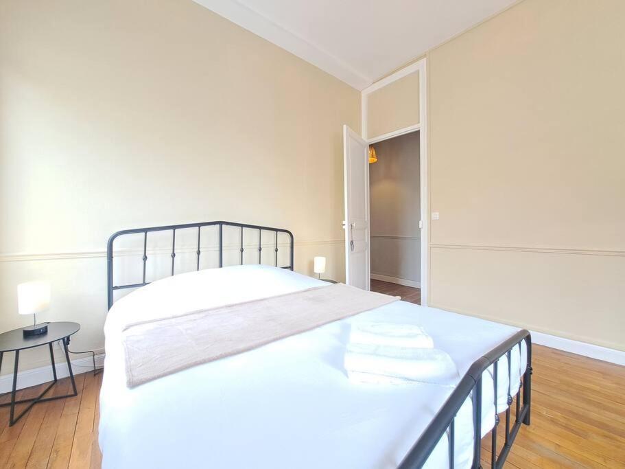 Perth, Bel Appartement Lumineux Reims Bagian luar foto